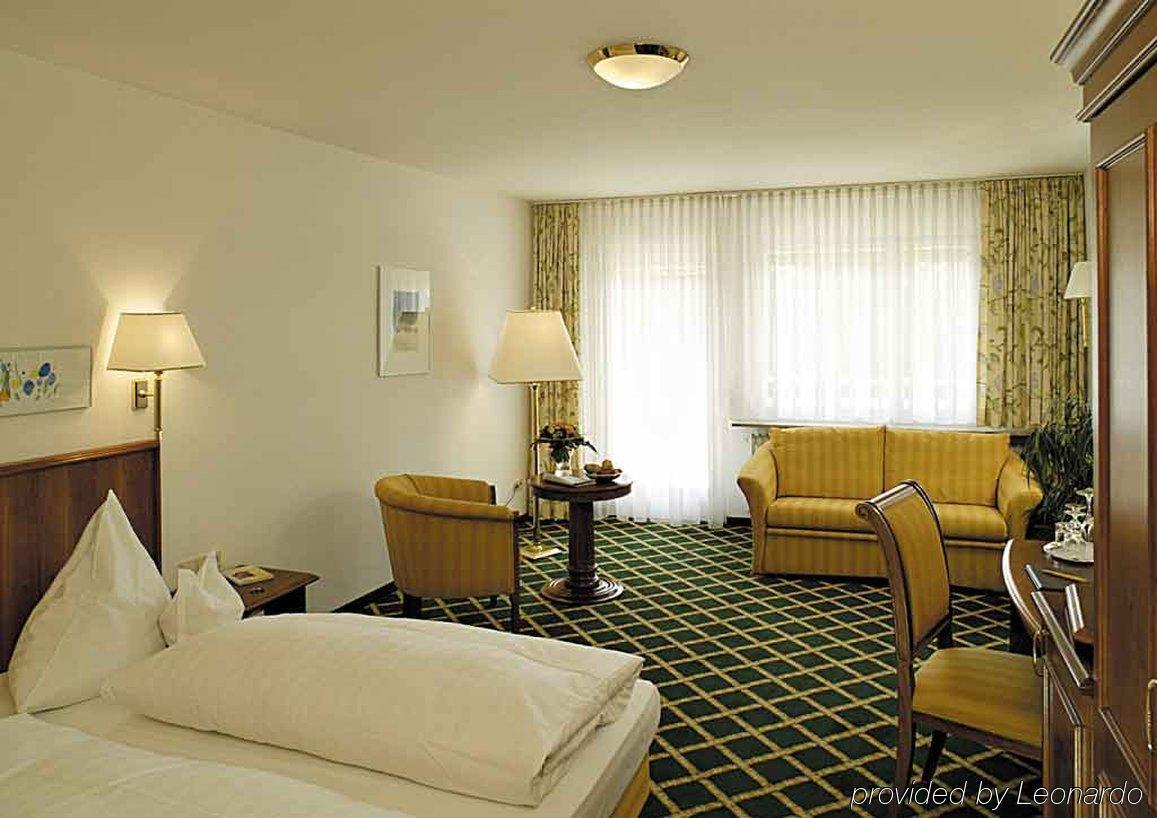 Ringhotel Zum Goldenen Ochsen Stockach Room photo